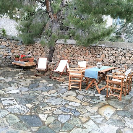 Pine Trees And Sea View Houses In Hydra - Daphne, Chloe, Myrto, Eleni Chambre photo