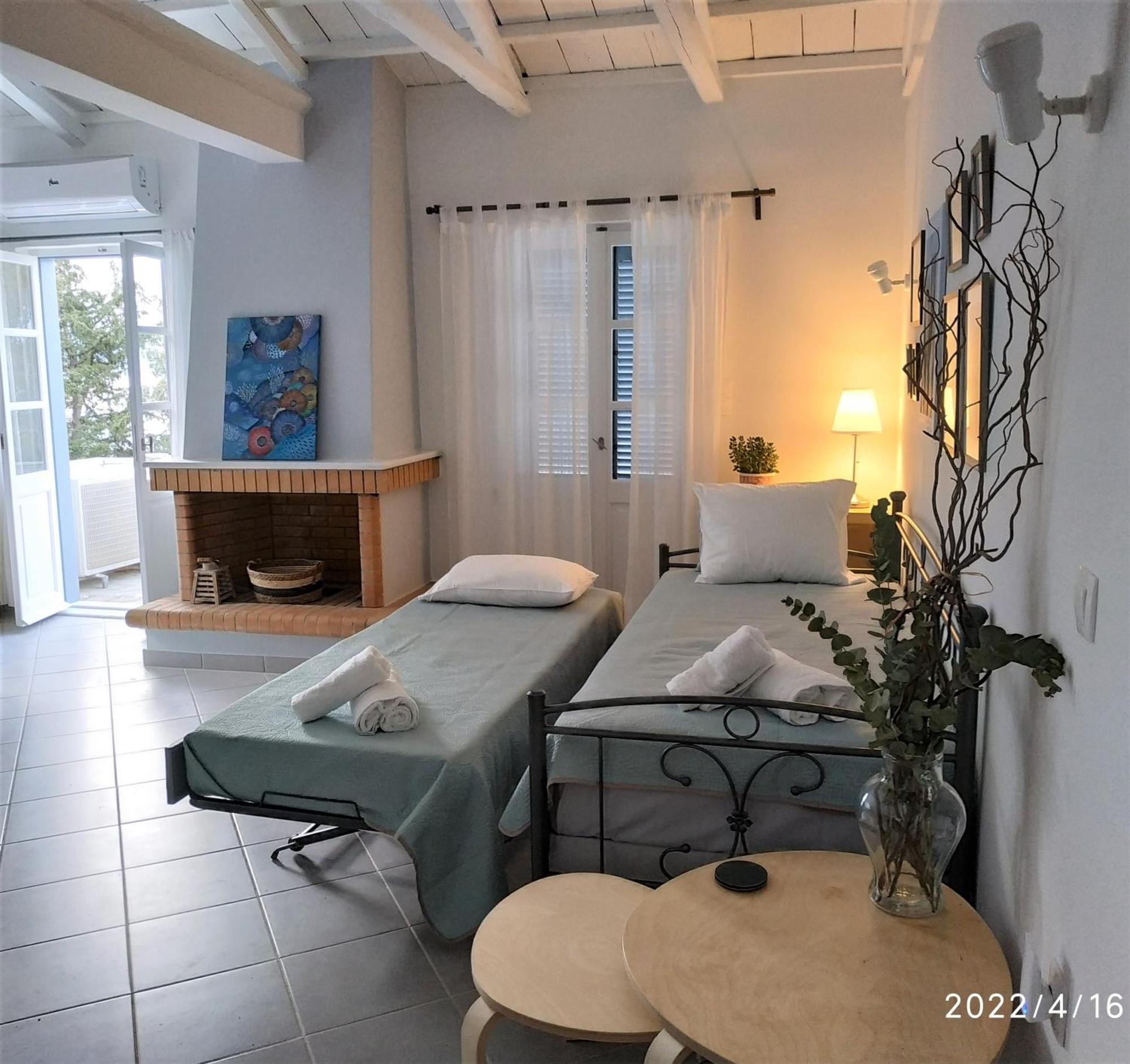 Pine Trees And Sea View Houses In Hydra - Daphne, Chloe, Myrto, Eleni Chambre photo