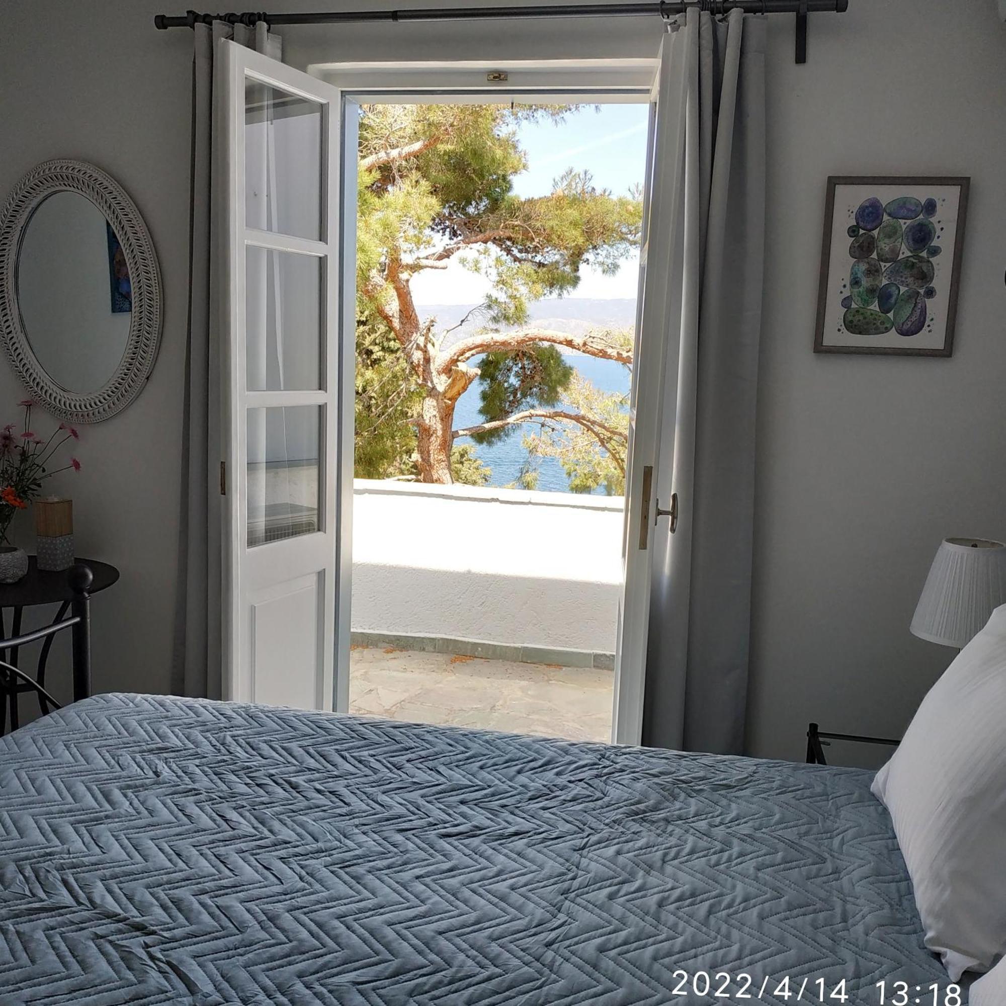 Pine Trees And Sea View Houses In Hydra - Daphne, Chloe, Myrto, Eleni Chambre photo